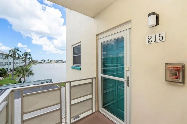 2960 59th Street S 215, GULFPORT