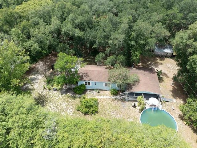 2202 D R Bryant Rd, LAKELAND