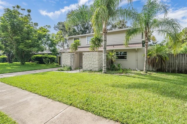 5218 Headland Hills Avenue, TAMPA
