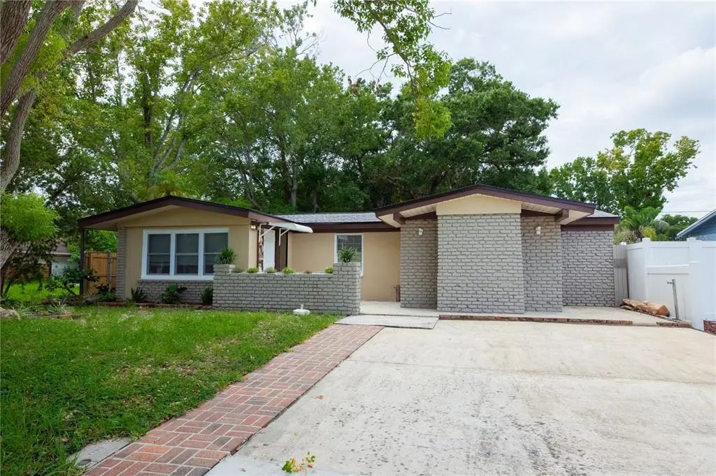 8830 69th Street N, PINELLAS PARK