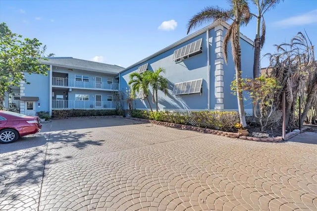 5621 Gulf Of Mexico Drive 102, LONGBOAT KEY