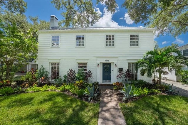 4512 S Ferncroft Circle, TAMPA