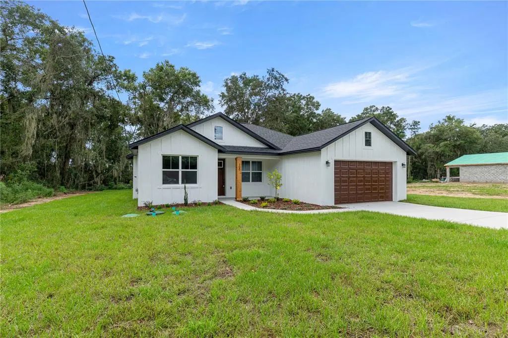 100 Willow Rd, OCALA