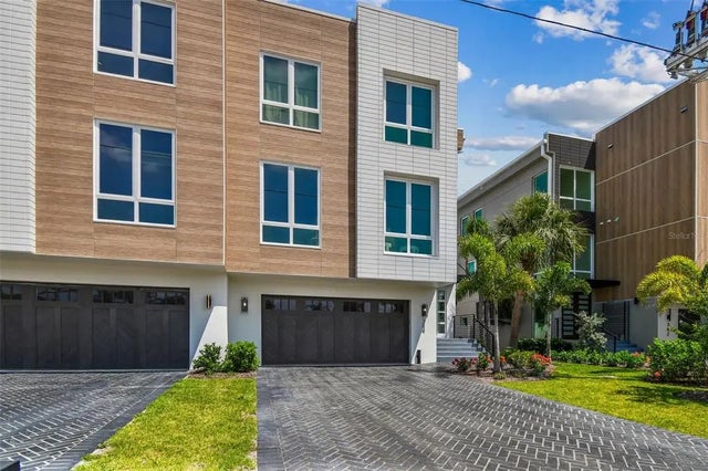 344 Capri Boulevard, TREASURE ISLAND