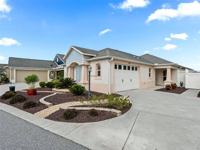 1225 Edgewater Lane, THE VILLAGES