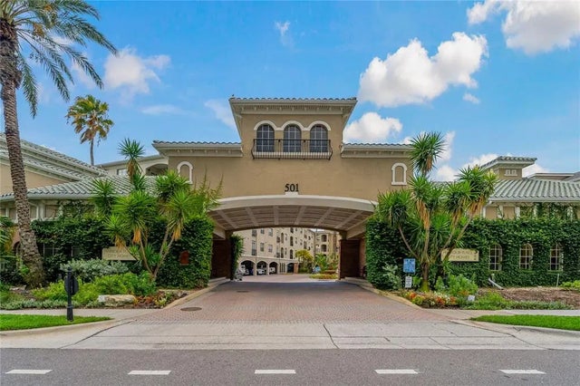 501 Knights Run Avenue 1317, TAMPA