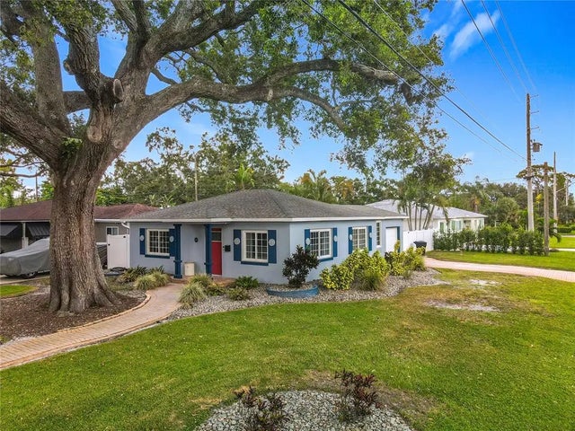 3201 Melton Street N, ST PETERSBURG