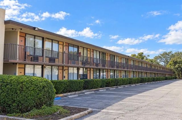 7900 S Orange Blossom Trail 2002, ORLANDO