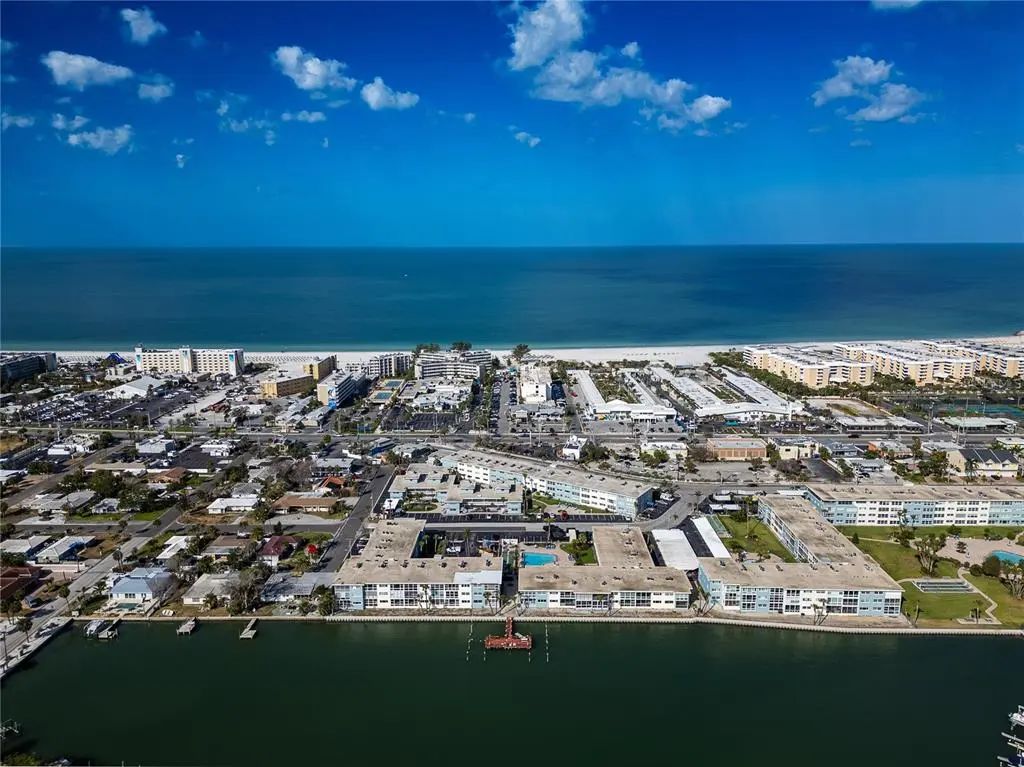 6111 2nd Street E 16, ST PETE BEACH