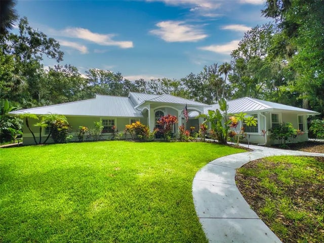 1951 Waterford Estates Drive, NEW SMYRNA BEACH