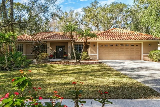 1362 E Lake Woodlands Parkway, OLDSMAR