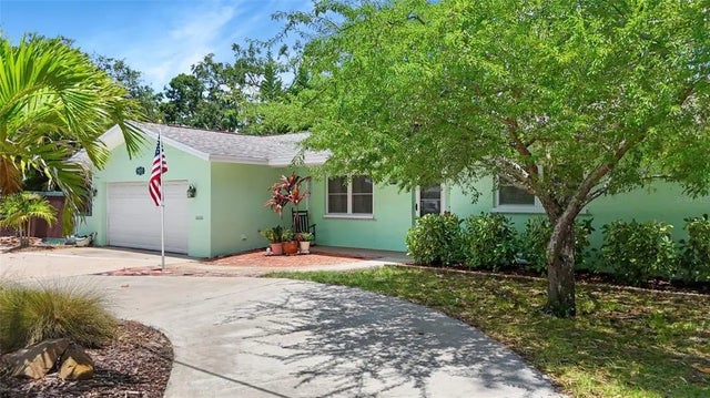 6011 Tangerine Avenue S, GULFPORT