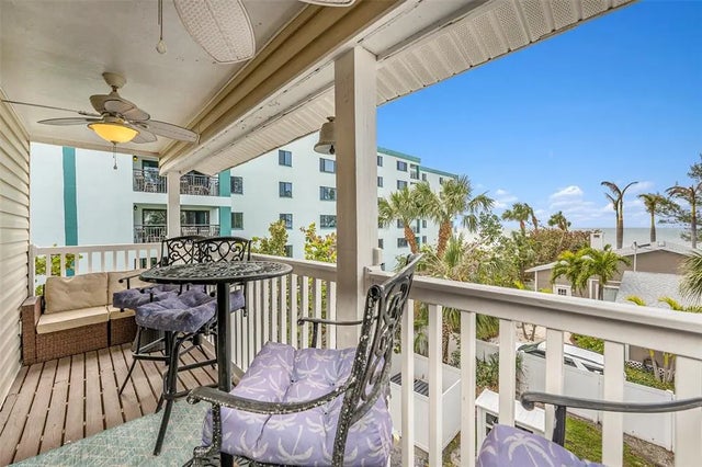 2406 Gulf Boulevard 204, INDIAN ROCKS BEACH