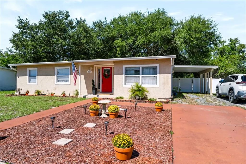 2280 Hagen Avenue, DELTONA