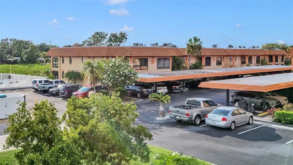 10192 Seminole Island Drive, LARGO