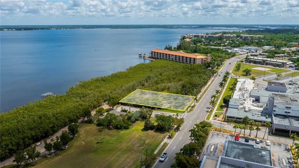 806 E Marion Avenue, PUNTA GORDA