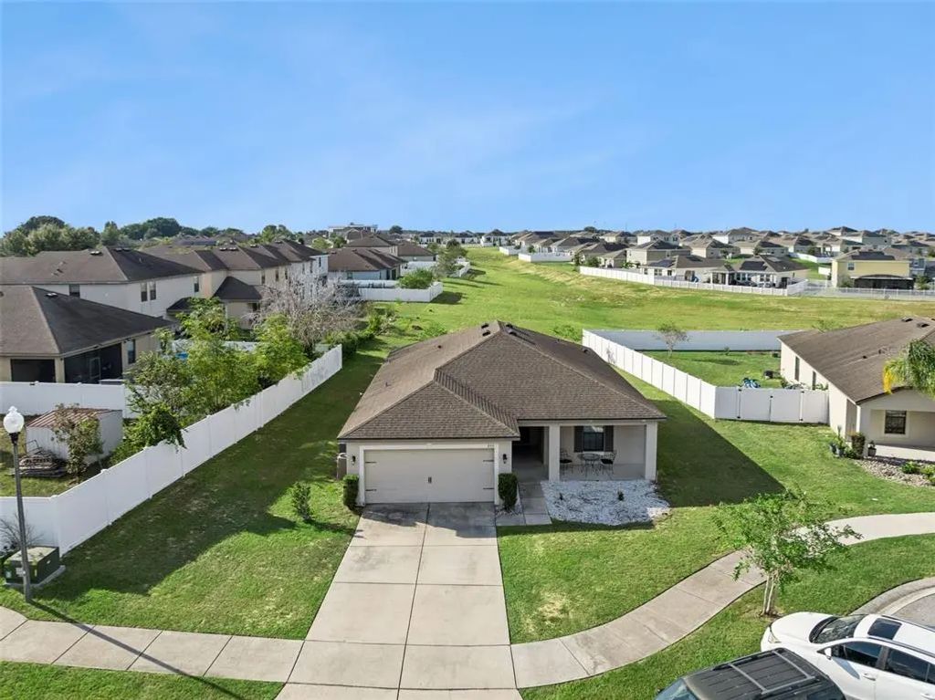 955 Aspen View Circle, GROVELAND