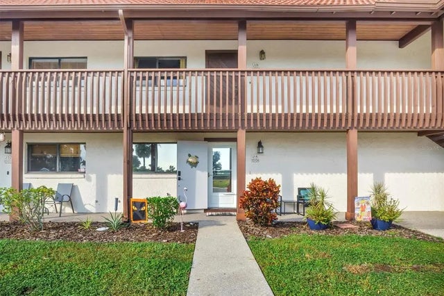 10104 Village Drive 4, LAKE WALES