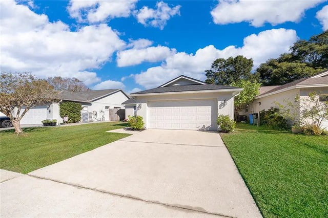 1056 Alpug Avenue, OVIEDO