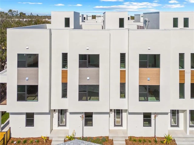 303 15th Street N, ST PETERSBURG