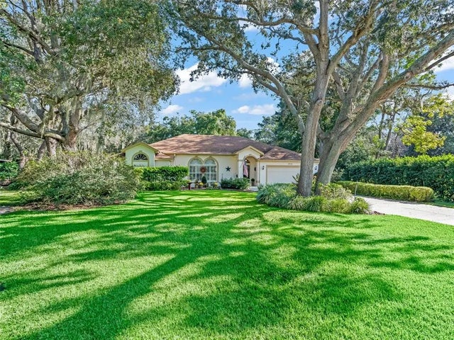 9856 Fairway Circle, LEESBURG