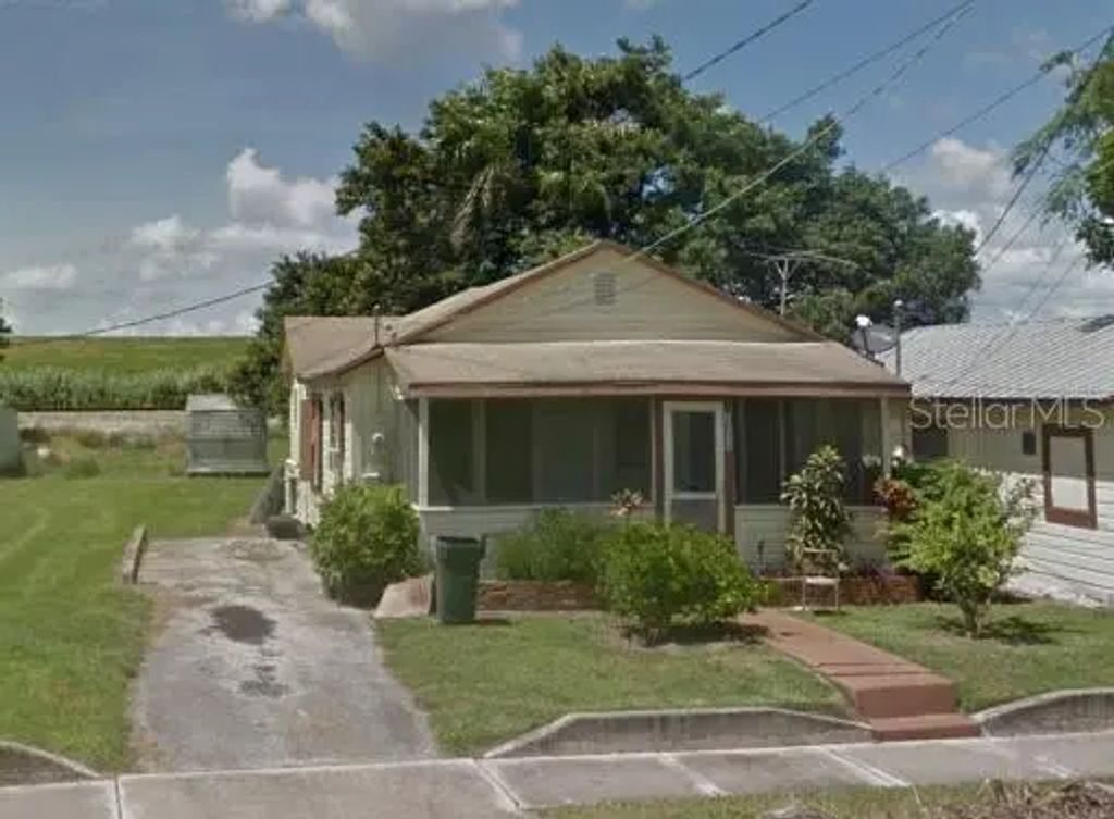 12315 Lakeshore Drive, CANAL POINT