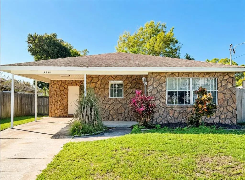 3230 W Saint Conrad Street, TAMPA