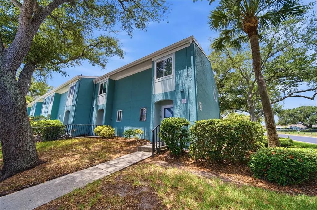 182 115th Avenue N 182, ST PETERSBURG