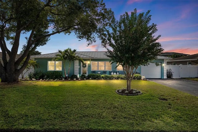 3862 26th Avenue N, ST PETERSBURG