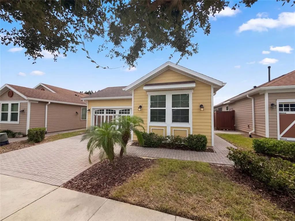 394 Alcove Drive, GROVELAND