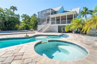 Gulf Shores Realty: 18 da76c1188401eff3ee1c5fd80bbb312e s