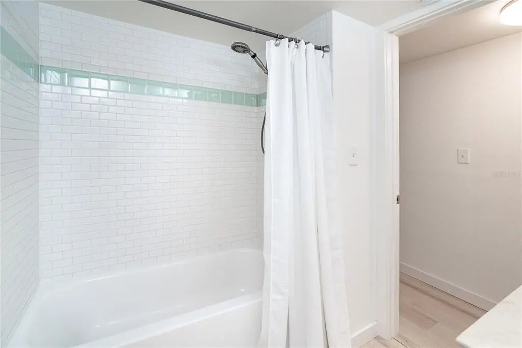 Gulf Shores Realty: 37 dc4115754132518ad4a3f053ddac5a85 l