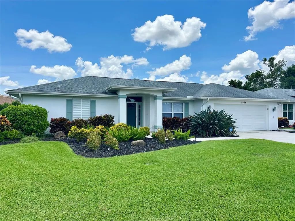 5024 Southern Pine Circle, VENICE