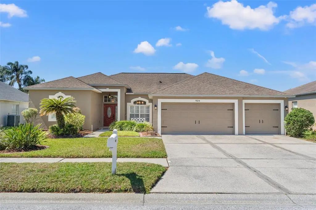 9214 Hidden Water Circle, RIVERVIEW