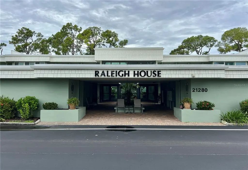 21280 Brinson Avenue 205, PORT CHARLOTTE