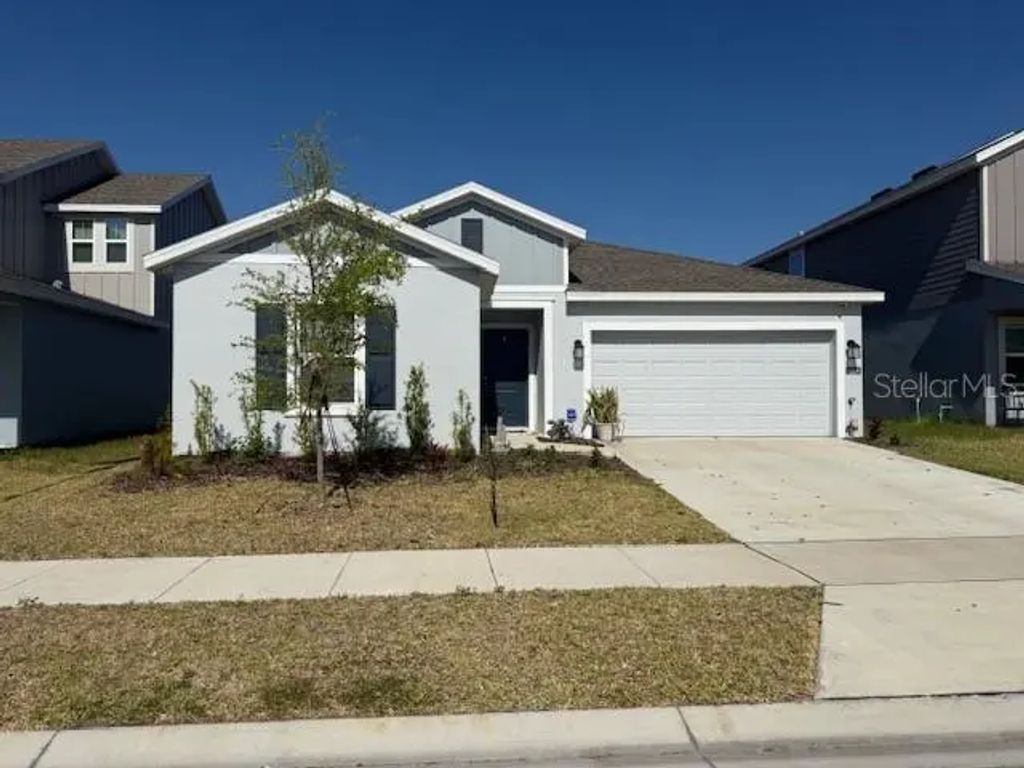 1224 Deepwater Circle, EAGLE LAKE