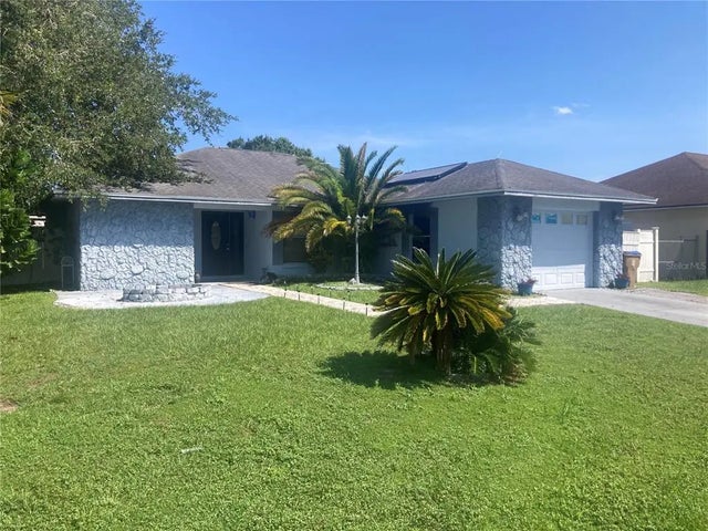303 Cocoa Court, KISSIMMEE
