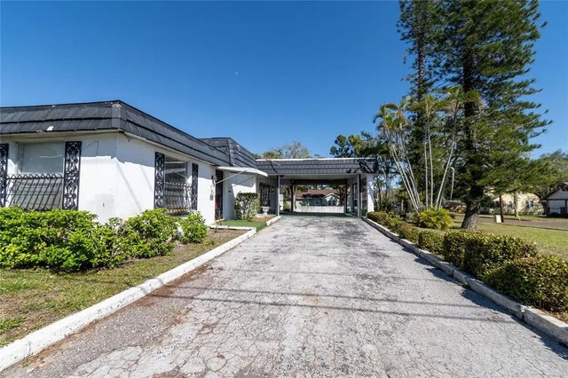 1940 Dr Martin Luther King Jr Street S, ST PETERSBURG