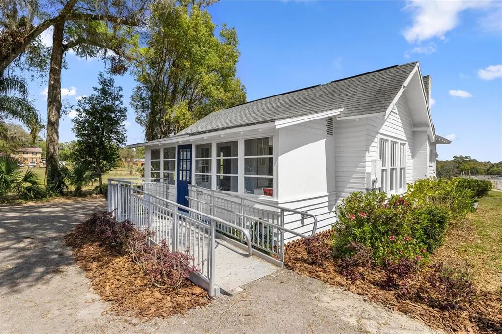 401 N Dixie Avenue, FRUITLAND PARK
