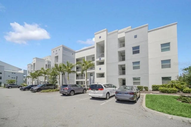 4721 Clock Tower Dr 304, KISSIMMEE