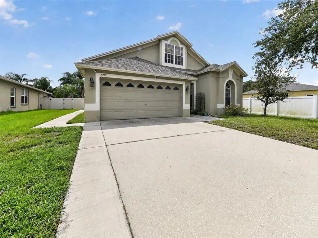6717 Guilford Crest Drive, APOLLO BEACH