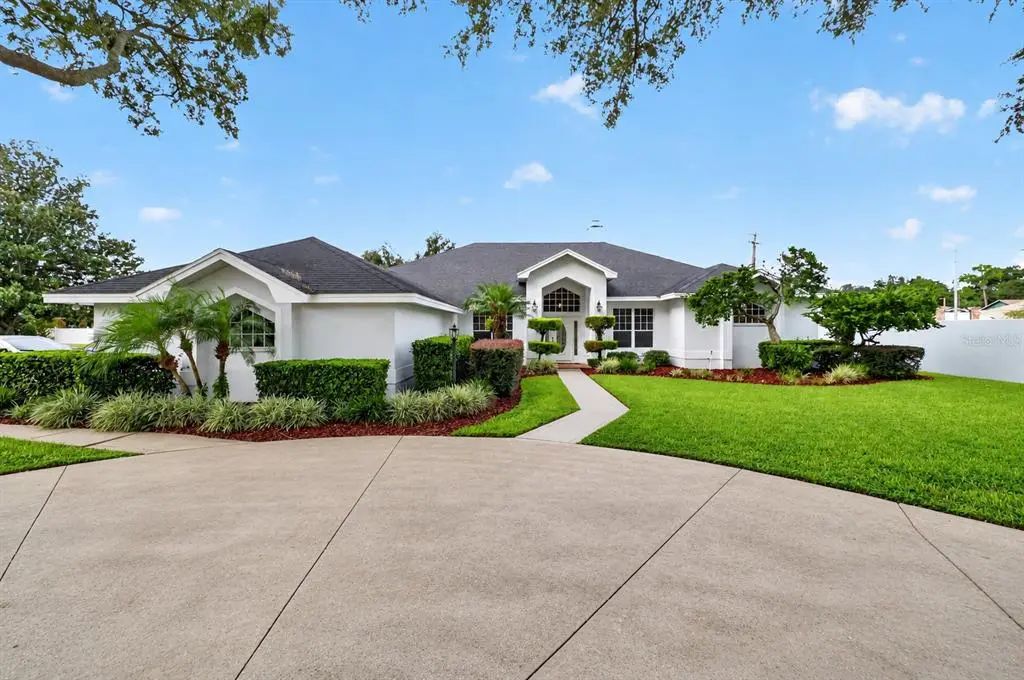 734 Highlands Place Boulevard, LAKELAND