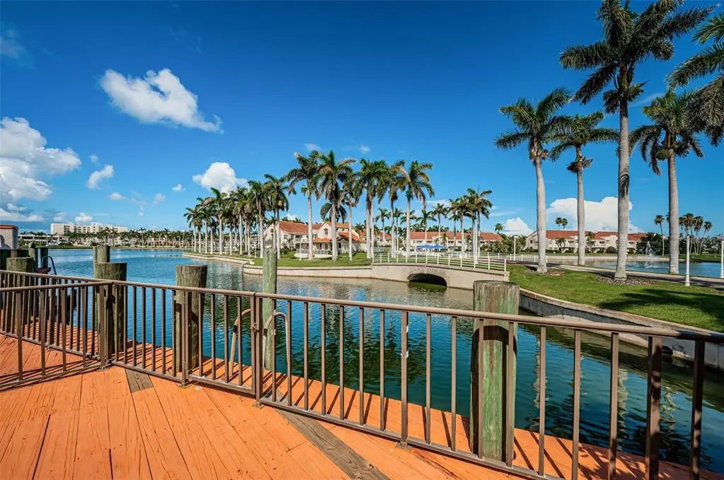 6273 Bahia Del Mar Boulevard 116, ST PETERSBURG