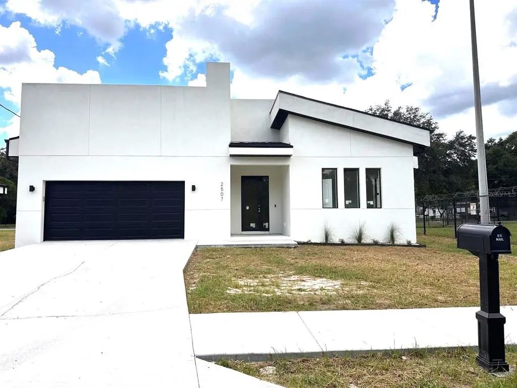 2507 Fairview Avenue, SEFFNER