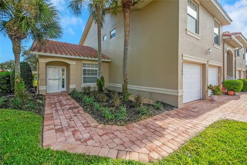 5364 Compass Point 5364, OXFORD