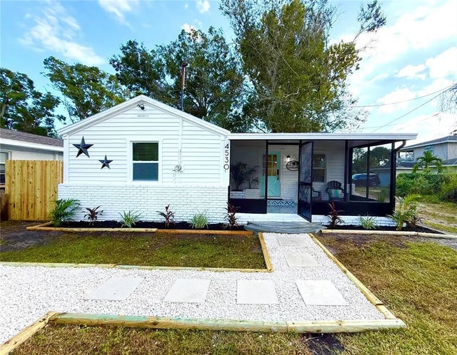 4530 45th Avenue N, ST PETERSBURG