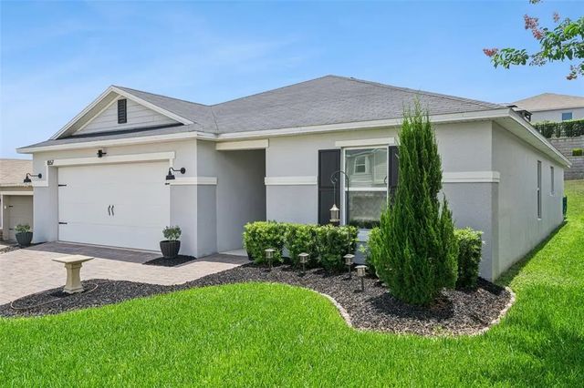 1657 Wilson Prairie Circle, GROVELAND