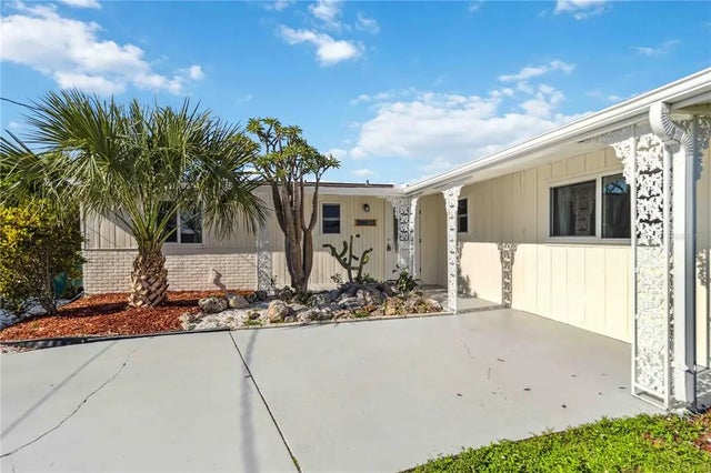21152 Higgs Drive, PORT CHARLOTTE