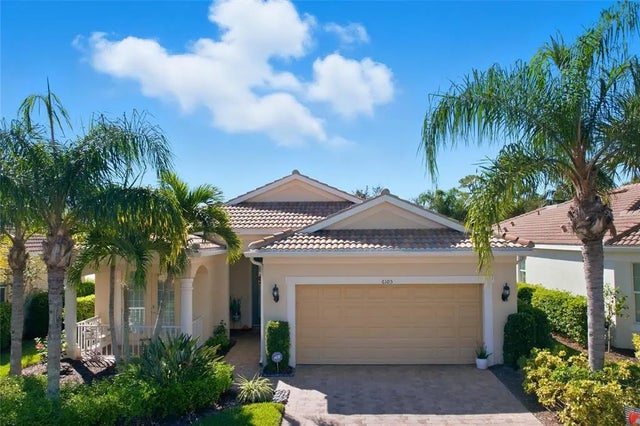6105 Granaway Court, SARASOTA