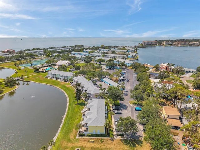 4734 Cobia Drive Se A, ST PETERSBURG